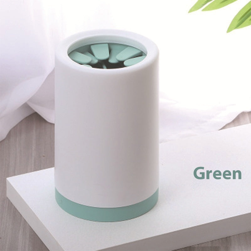 Limpia Patas Portátil de Silicona para Perros y Mascotas – Vaso Limpiador Desmontable Antibarro con Cerdas Suaves y Diseño Antideslizante